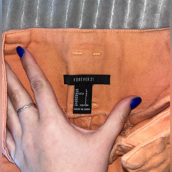 Cute shorts! - Picture 3 of 3